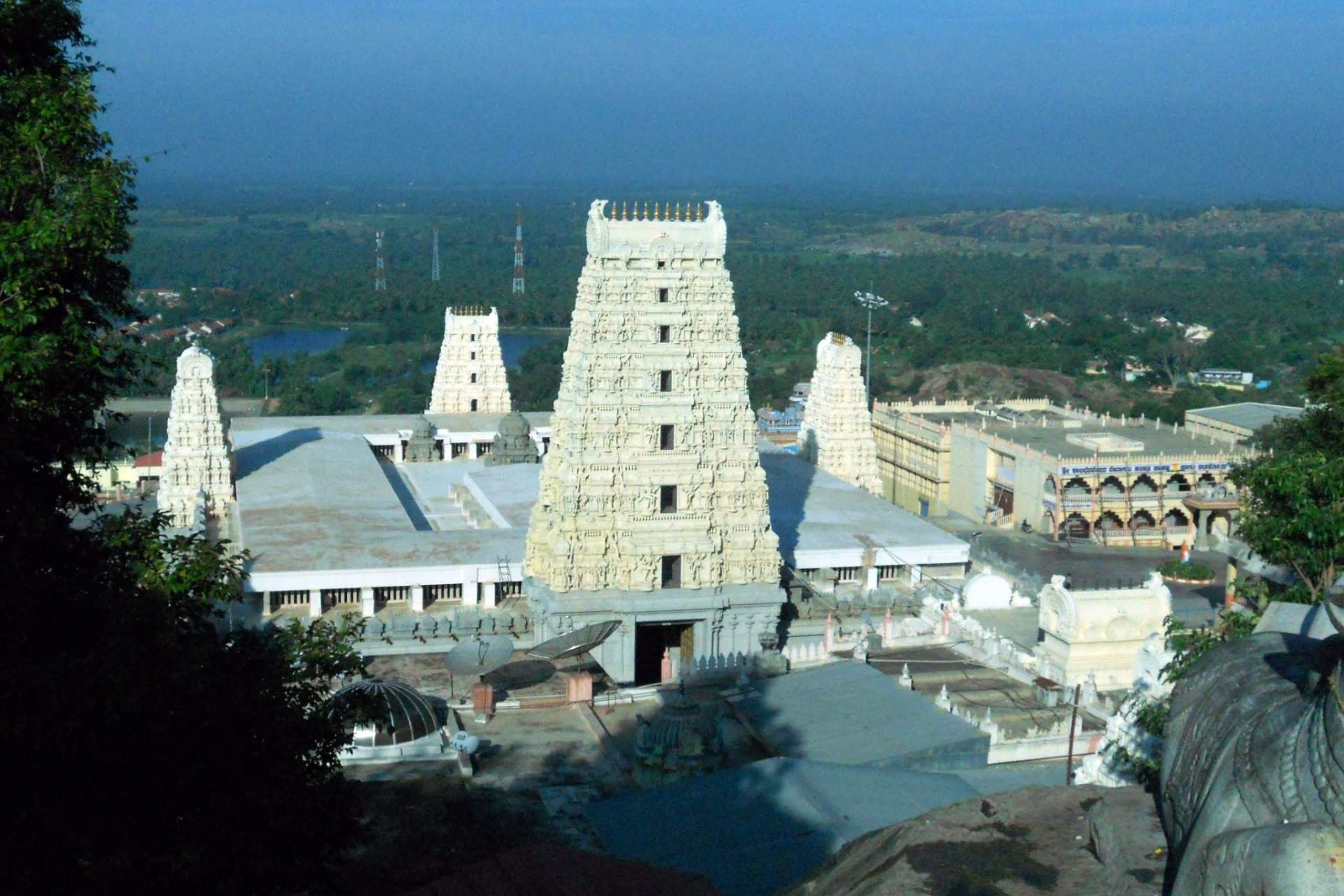 Mysore to Adichunchanagiri  Car Rental